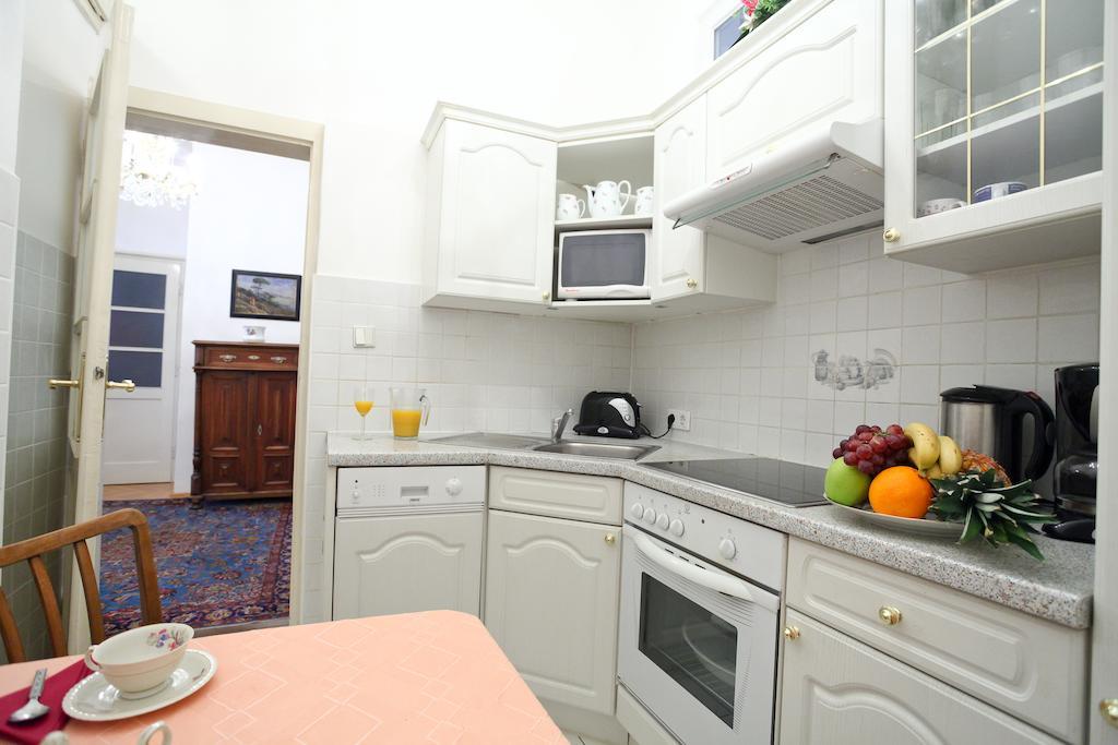 Mozart Apartments - Roegergasse Wien Værelse billede